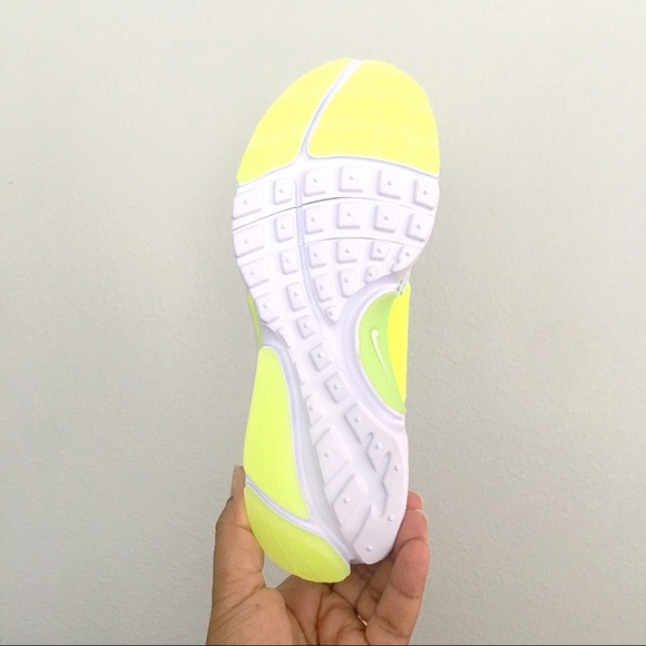 Nike White and Neon Yellow Athletic Shoes - Picture 7 of 7